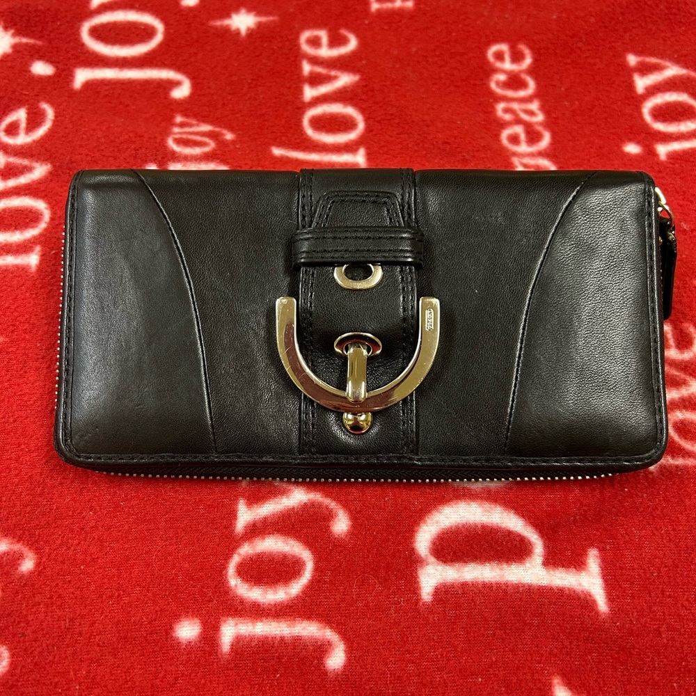 Coach Black and Gold Leather Wallet with Horseshoe Clasp